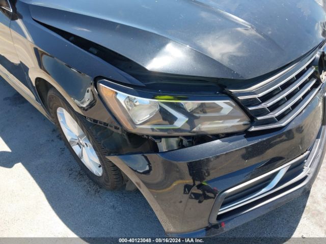 1VWAT7A37GC062496 Volkswagen Passat 1.8t S