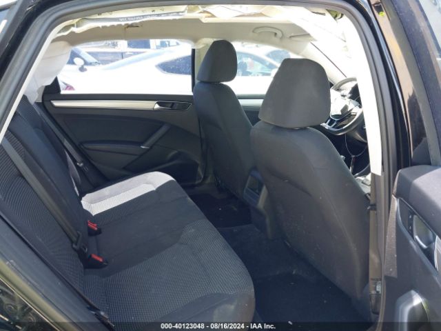 1VWAT7A37GC062496 Volkswagen Passat 1.8t S
