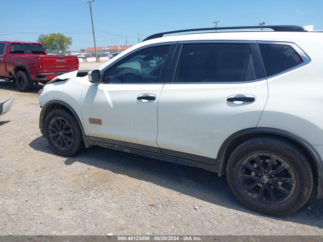 Nissan ROGUE SV 2017 5N1AT2MT0HC770622 Image 15