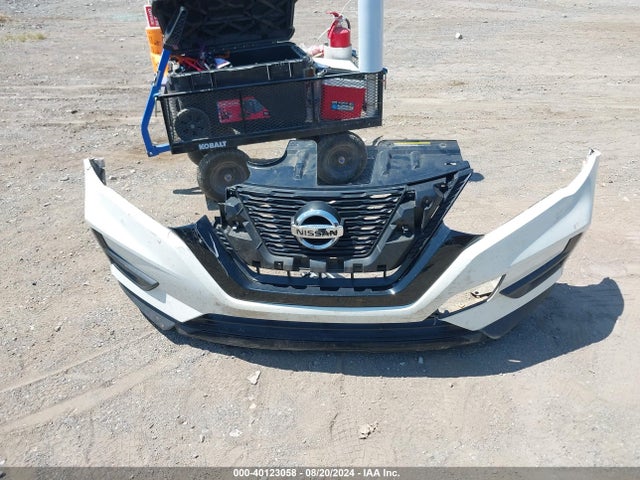 Nissan ROGUE SV 2017 5N1AT2MT0HC770622 Image 12