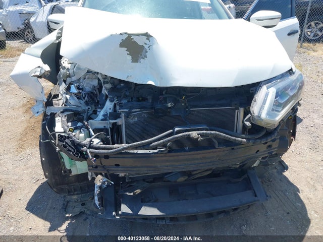 Nissan ROGUE SV 2017 5N1AT2MT0HC770622 Image 6