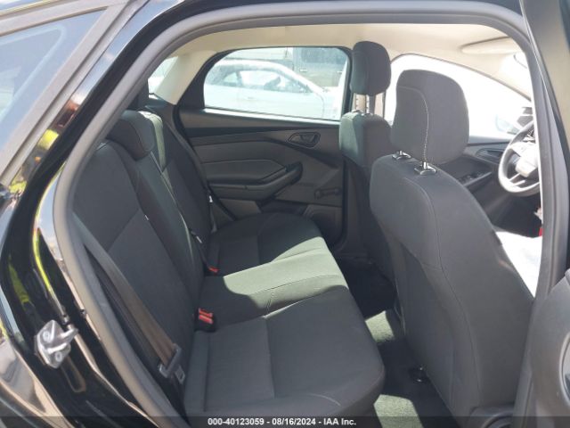 1FADP3E21JL286651 Ford FOCUS S