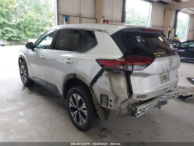 5N1AT3BA9MC687420 Nissan Rogue Sv Fwd