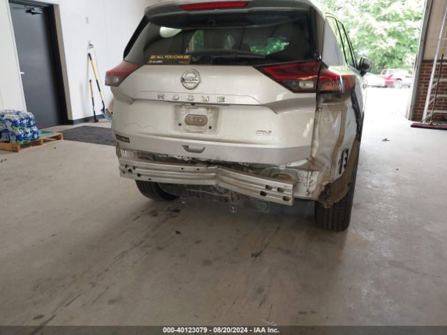 5N1AT3BA9MC687420 Nissan Rogue Sv Fwd