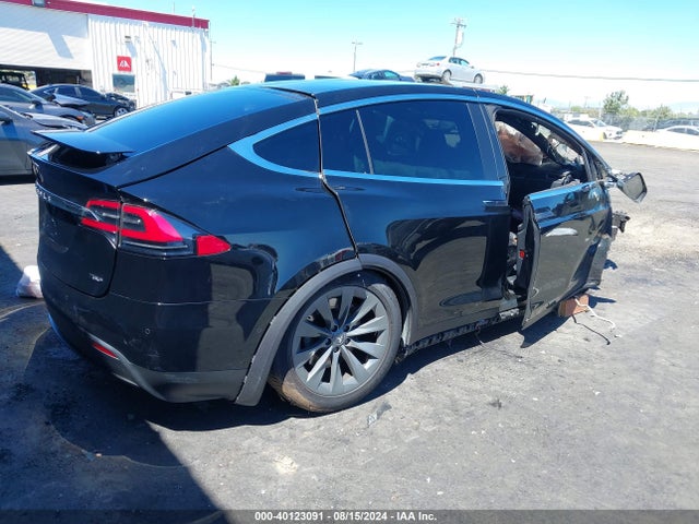 5YJXCBE21GF029868 Tesla Model X 60d/70d/75d/90d/p100d