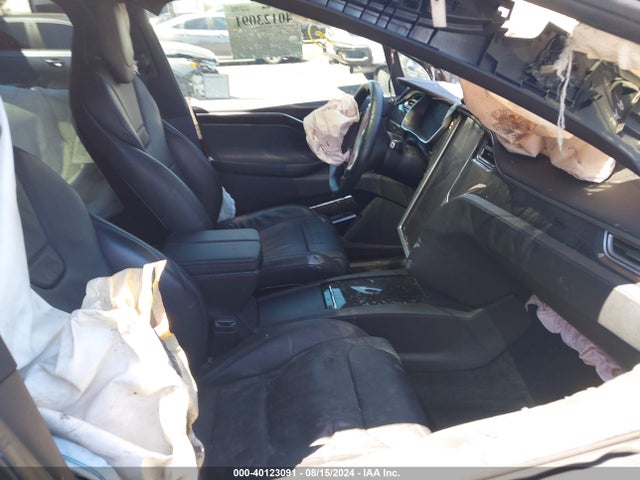 5YJXCBE21GF029868 Tesla Model X 60d/70d/75d/90d/p100d