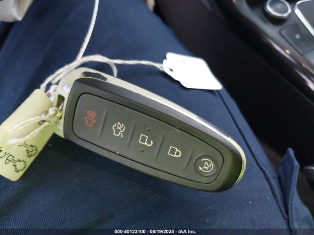 1FADP3N22HL220085 Ford Focus Titanium