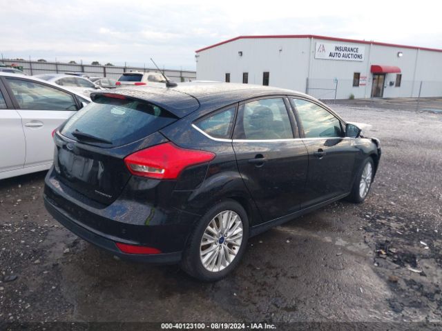 1FADP3N22HL220085 Ford Focus Titanium