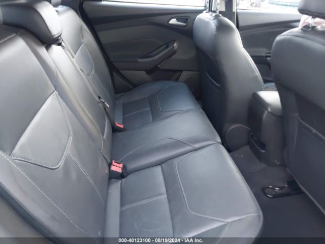 1FADP3N22HL220085 Ford Focus Titanium