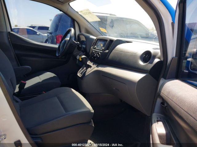 3N6CM0KN0JK699857 Nissan NV200 SV