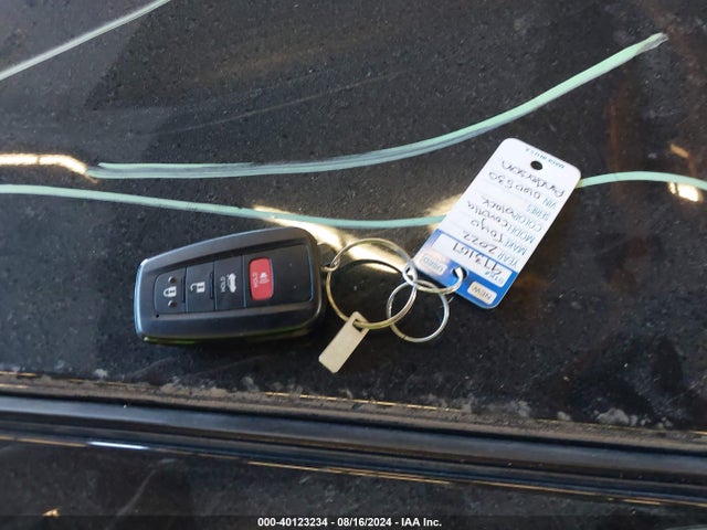 JTDEAMDE6NJ060530 Toyota Corolla Hybrid Le