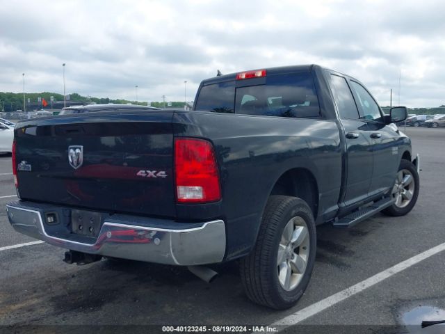 1C6RR7GG6JS228980 RAM 1500 Big Horn Quad Cab 4x4 6'4 Box