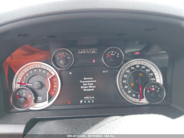 1C6RR7GG6JS228980 RAM 1500 Big Horn Quad Cab 4x4 6'4 Box