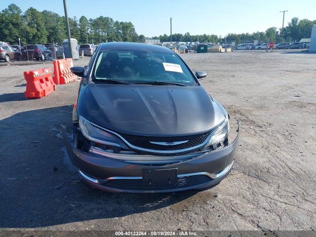 Chrysler 200 Limited 2015 1C3CCCAB5FN672917 Image 12