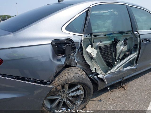 1VWWA7A31LC009749 Volkswagen Passat 2.0t Se