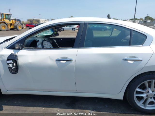 1N4AA5AP8EC464093 Nissan Maxima 3.5 S/3.5 Sv