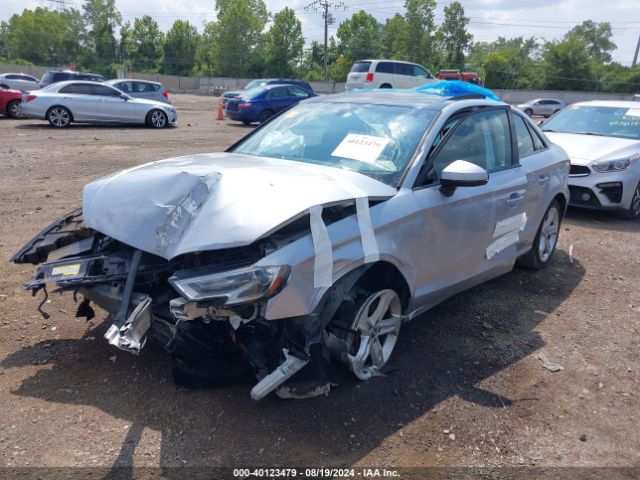 WAUB8GFF8H1050590 Audi A3 2.0t Premium