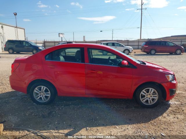 1G1JC5SHXF4216606 Chevrolet Sonic Lt Auto