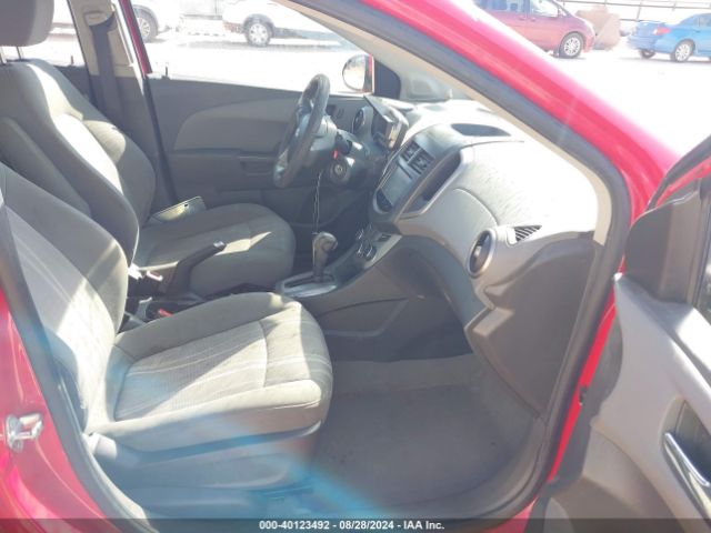 1G1JC5SHXF4216606 Chevrolet Sonic Lt Auto
