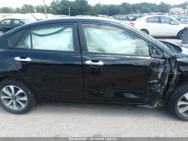 3KPA24AD7ME382466 KIA RIO S