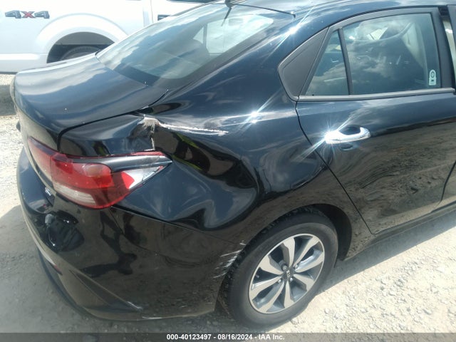 3KPA24AD7ME382466 KIA RIO S