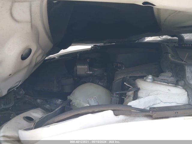 BMW 320i 2017 WBA8A9C33HK620526 Image 10