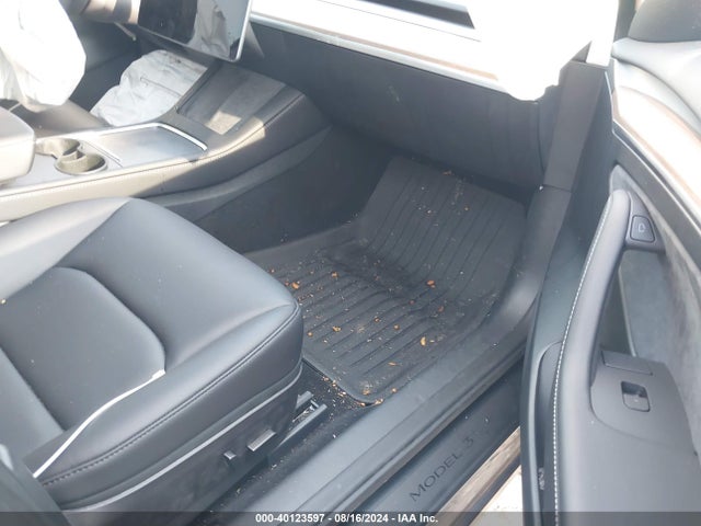2023 TESLA MODEL 3 5YJ3E1EA8PF500621 Photo 4