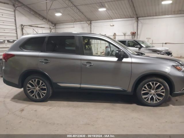 JA4AZ3A31GZ038552 Mitsubishi Outlander Es