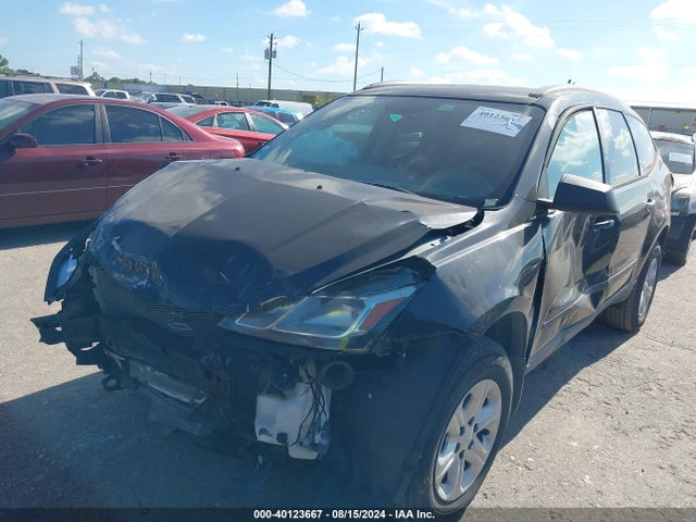 Chevrolet Traverse Ls 2017 1GNKRFKD8HJ283259 Image 2