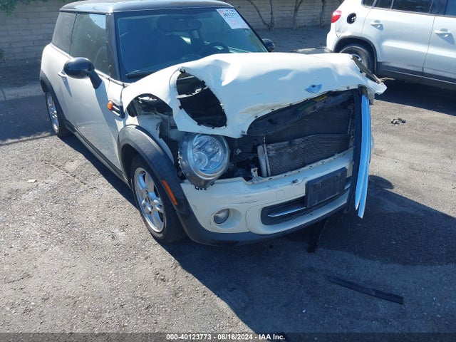 2011 MINI COOPER WMWSU3C54BT097949 Photo 5