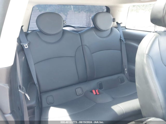 2011 MINI COOPER WMWSU3C54BT097949 Photo 7