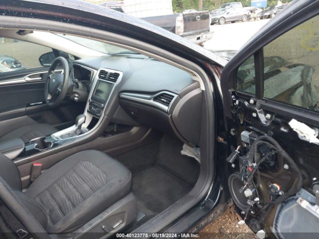 3FA6P0H77GR222607 Ford FUSION SE