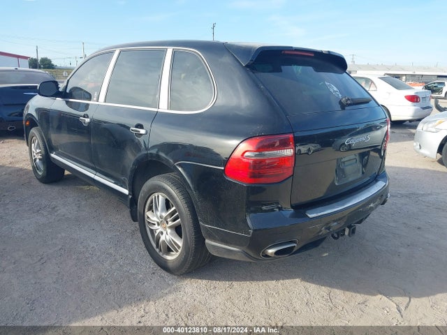 2008 PORSCHE CAYENNE WP1AB29P58LA40545 Photo 2