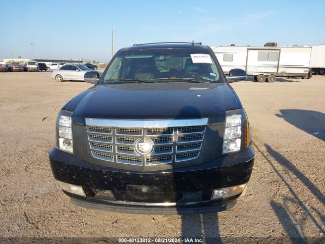 1GYS3BEF8ER185887 Cadillac Escalade Luxury