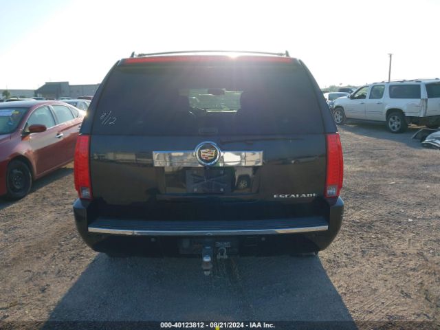 1GYS3BEF8ER185887 Cadillac Escalade Luxury