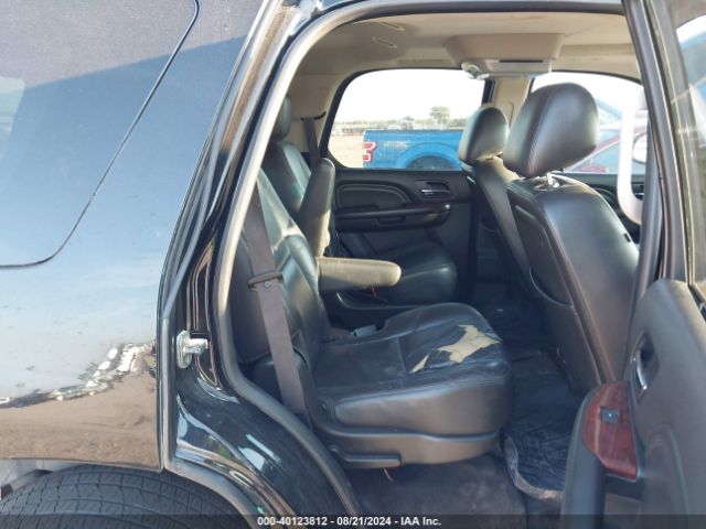 1GYS3BEF8ER185887 Cadillac Escalade Luxury