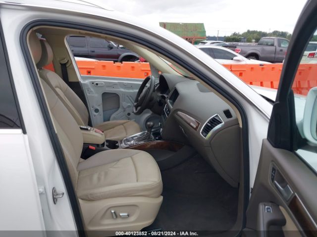 WA1LFAFP7FA058612 Audi Q5 2.0t Premium