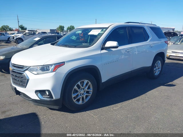 Chevrolet Traverse 1lt 2018 1GNERGKW0JJ101404 Image 2