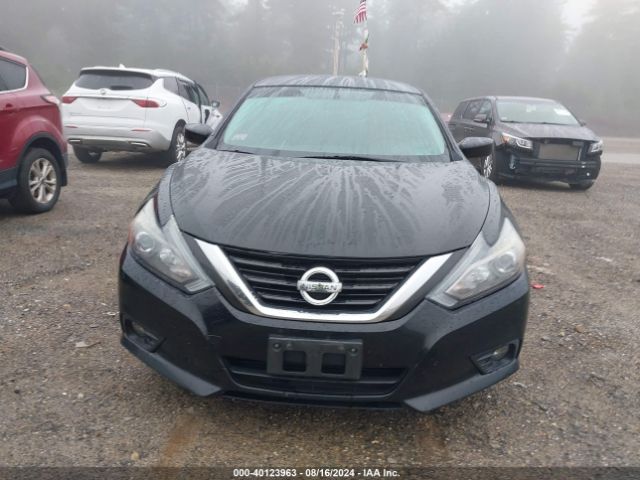 1N4AL3AP9JC135329 Nissan Altima 2.5 Sr