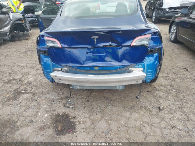 2022 TESLA MODEL 3 5YJ3E1EAXNF187844 Photo 5