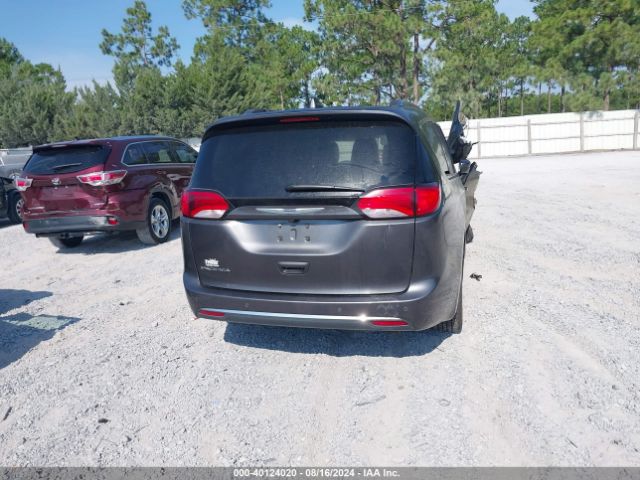 2C4RC1EG3LR173063 Chrysler Pacifica Touring L Plus