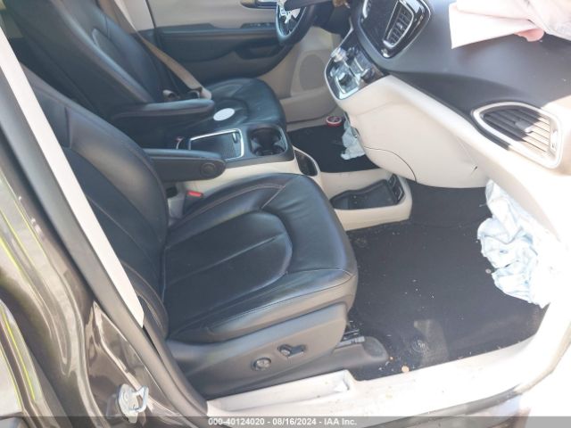 2C4RC1EG3LR173063 Chrysler Pacifica Touring L Plus