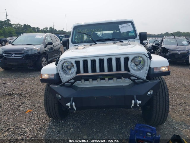 1C4HJXEG9NW120057 Jeep Wrangler Unlimited Sahara 4x4