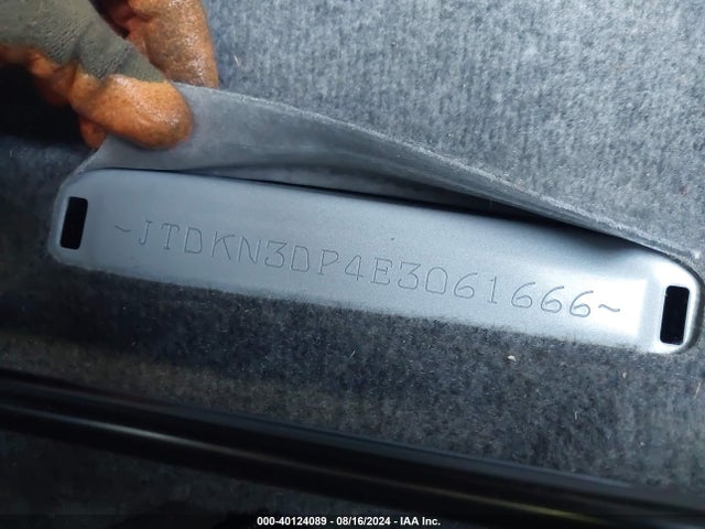 JTDKN3DP4E3061666 Toyota PRIUS PLUG-IN