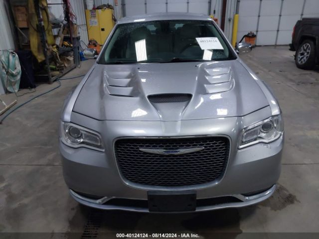 2C3CCAKG5JH160204 Chrysler 300 Limited Awd