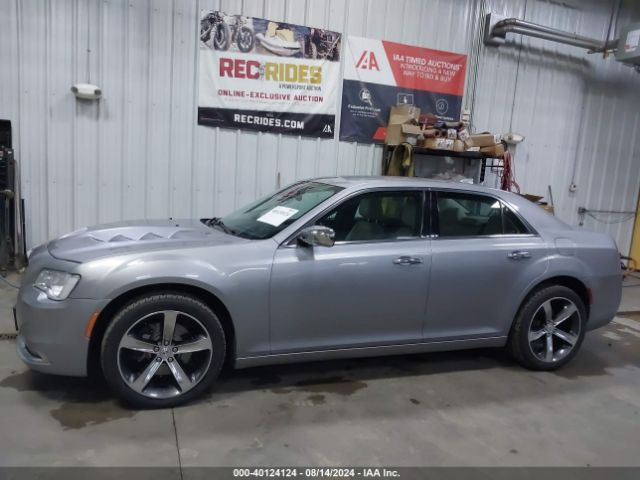 2C3CCAKG5JH160204 Chrysler 300 Limited Awd