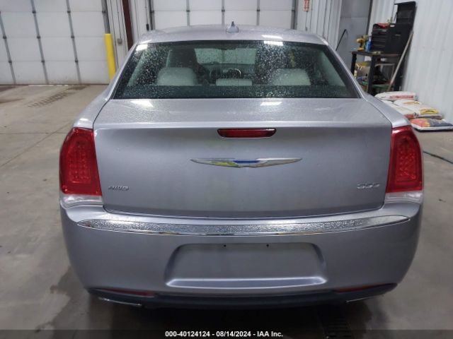 2C3CCAKG5JH160204 Chrysler 300 Limited Awd