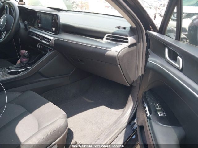 5XXG14J2XMG057281 KIA K5 LXS