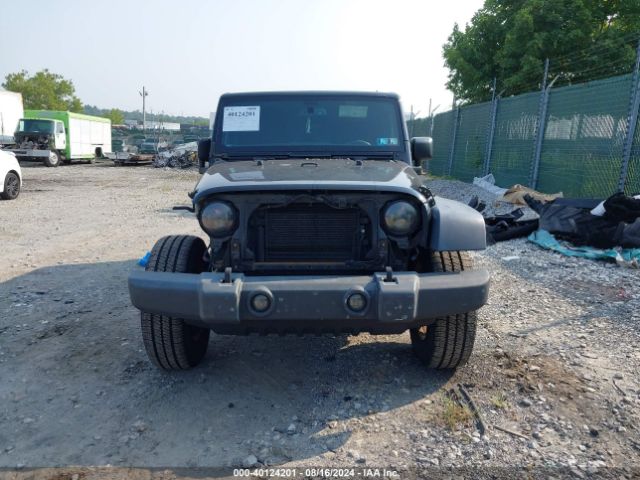 1C4BJWDG5GL202096 Jeep Wrangler Unlimited Sport