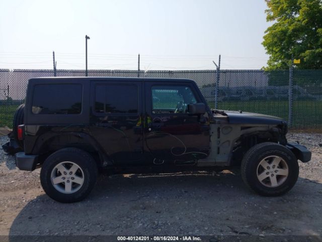 1C4BJWDG5GL202096 Jeep Wrangler Unlimited Sport